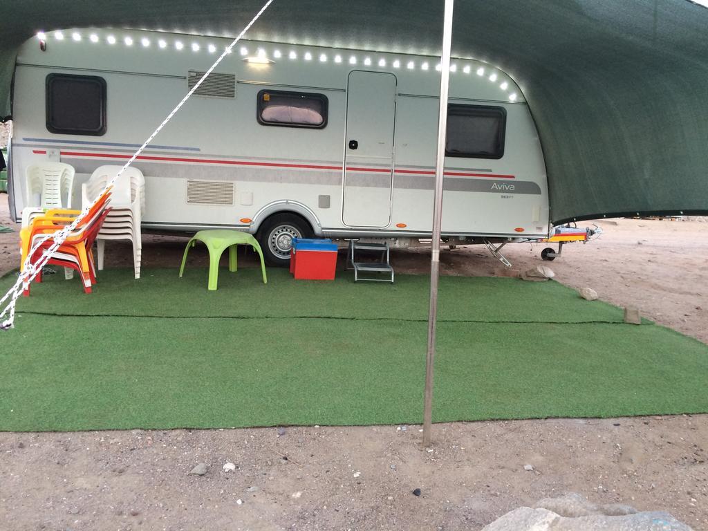 Caravan In The Desert Ейлат Екстериор снимка